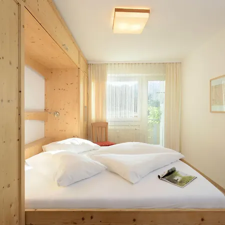 Gams Hotel