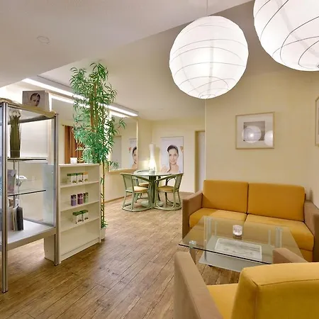 Gams Restaurant باد هينديلانغ